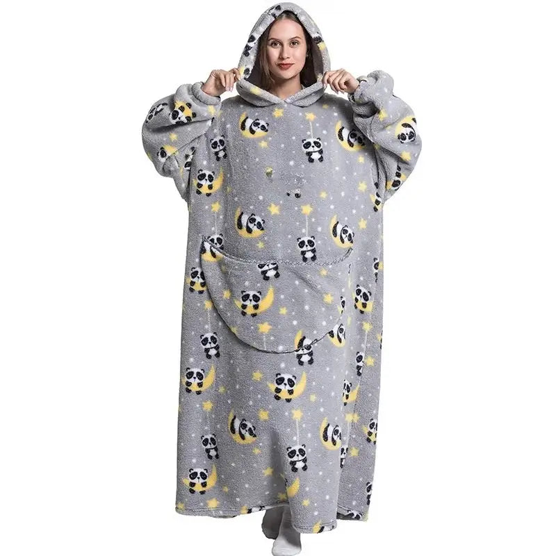 Hoodie-Decke mit Kapuze lang – Oversized Kuscheldecke – Produktansicht 3