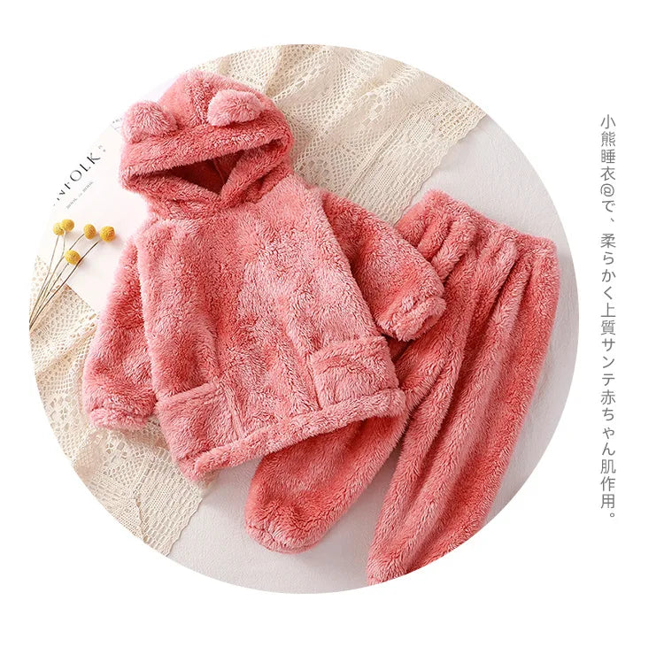 Kinder Schlafanzug Fleece Bär Kapuze – warmer Pyjama Winter – Produktansicht 10