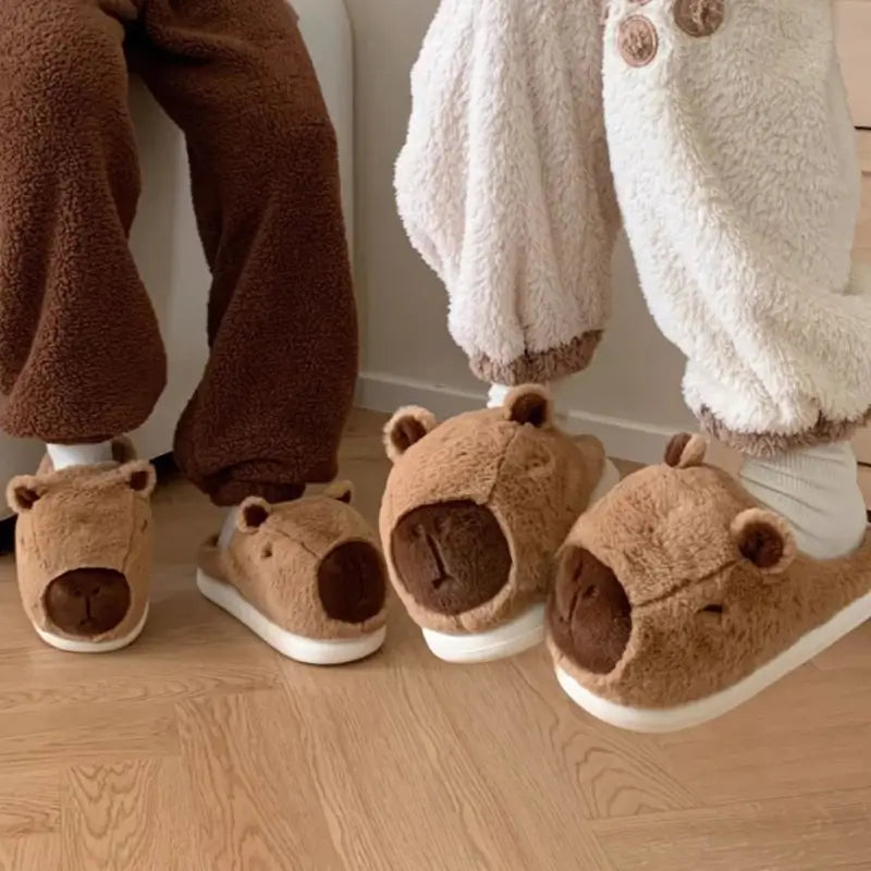 Capybara Hausschuhe Plüsch – kuschelige Pantoffeln Damen – Produktansicht 5