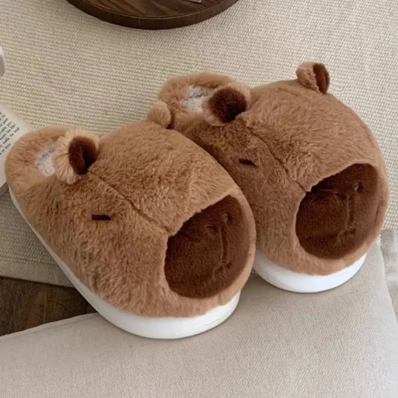 Capybara Hausschuhe Plüsch – kuschelige Pantoffeln Damen – Produktansicht 6