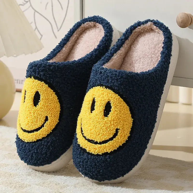 Smiley Hausschuhe Plüsch – Pantoffeln rutschfest – Produktansicht 11