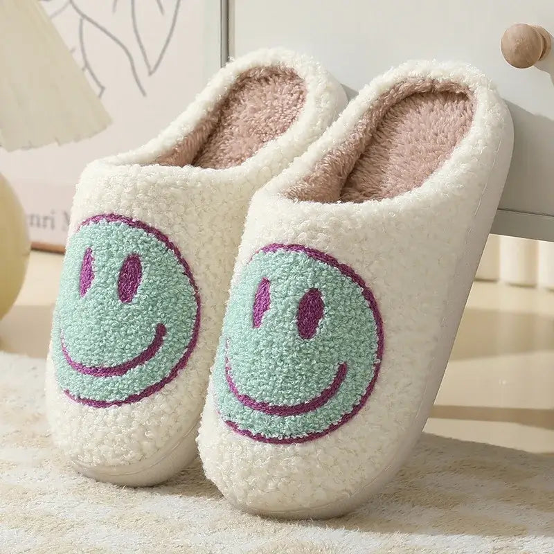 Smiley Hausschuhe Plüsch – Pantoffeln rutschfest – Produktansicht 13