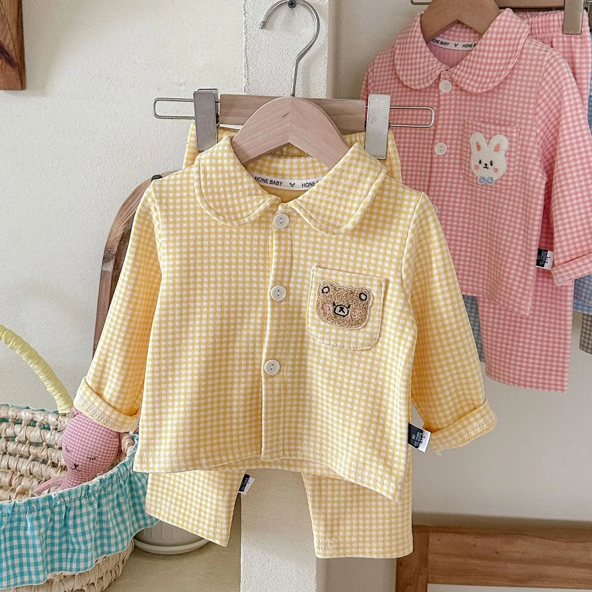 Kinder Schlafanzug lang kariert – Pyjama Set Herbst – Produktansicht 4