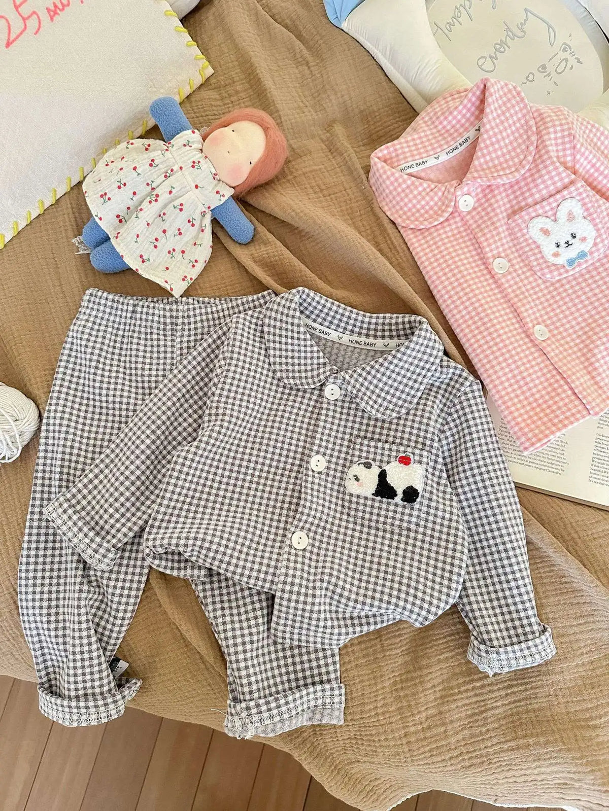 Kinder Schlafanzug lang kariert – Pyjama Set Herbst – Produktansicht 14
