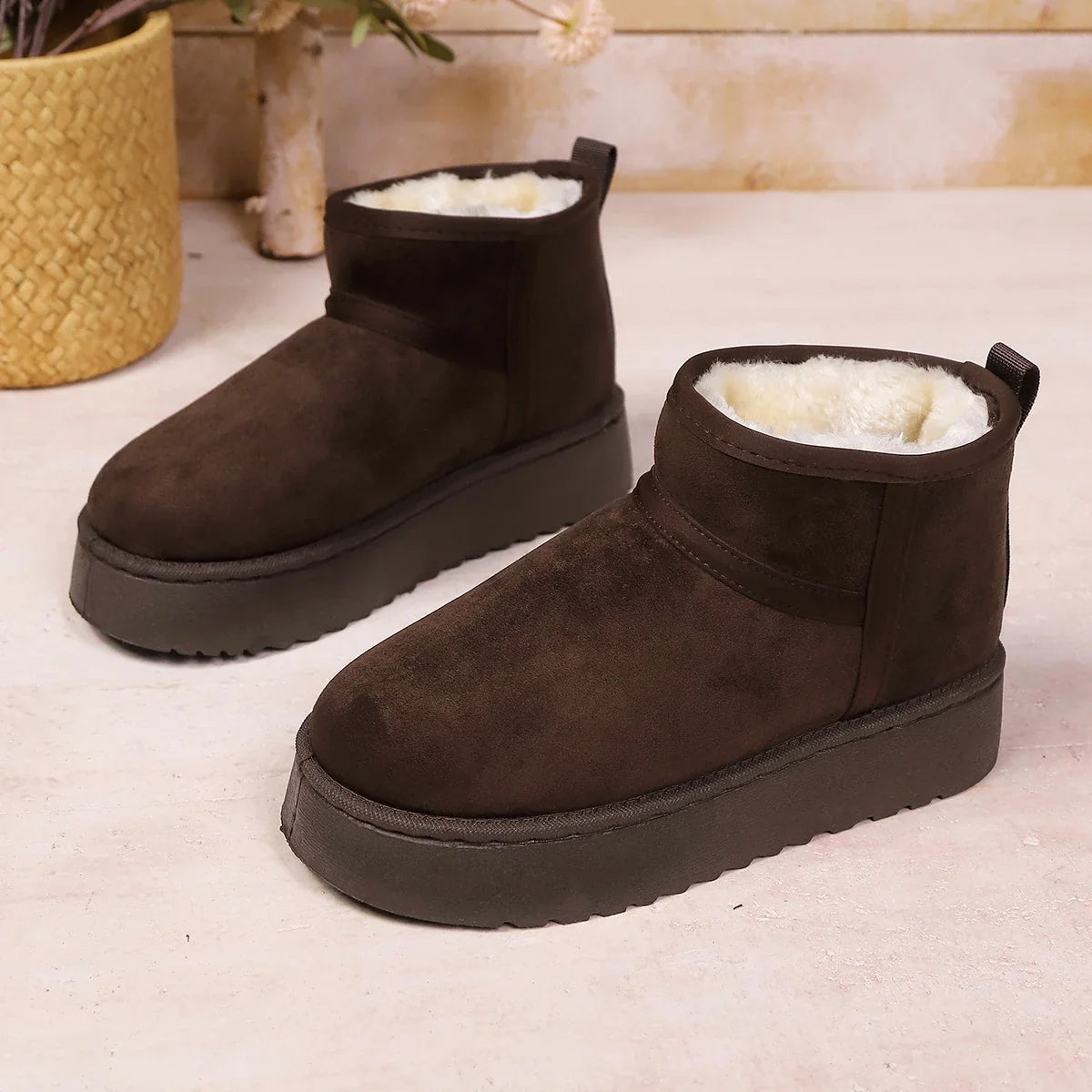 Damen Hausschuh-Stiefel gefüttert – warme Winter-Boots – Produktansicht 3